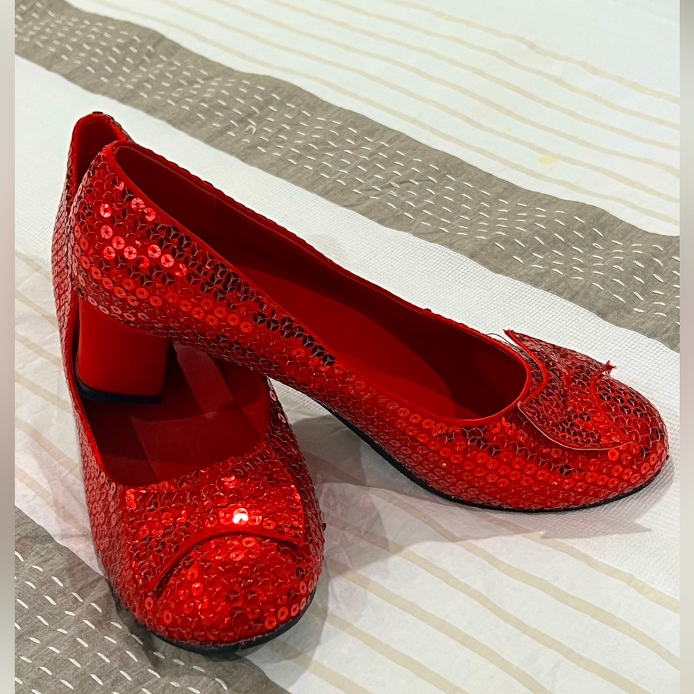 Ruby red heels!!